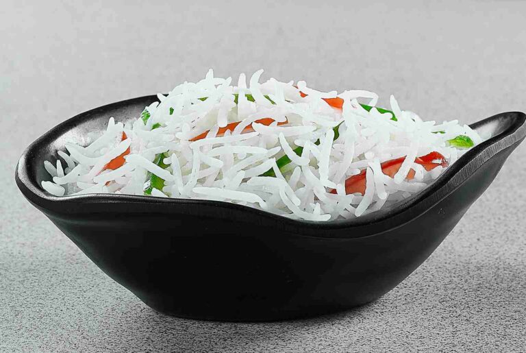 Uae Kitchen Rice How to Choose Between New and Aged Rice: A Guide for UAE Kitchens ...